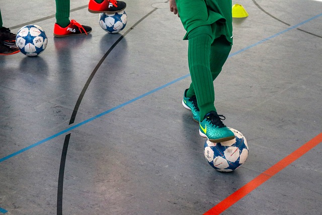 通过年轻球 通过年轻球